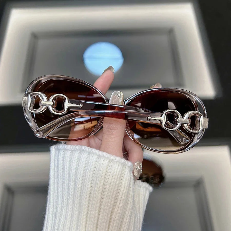 Square Vintage Sunglasses — Oversized Retro Frame, 3 Colors