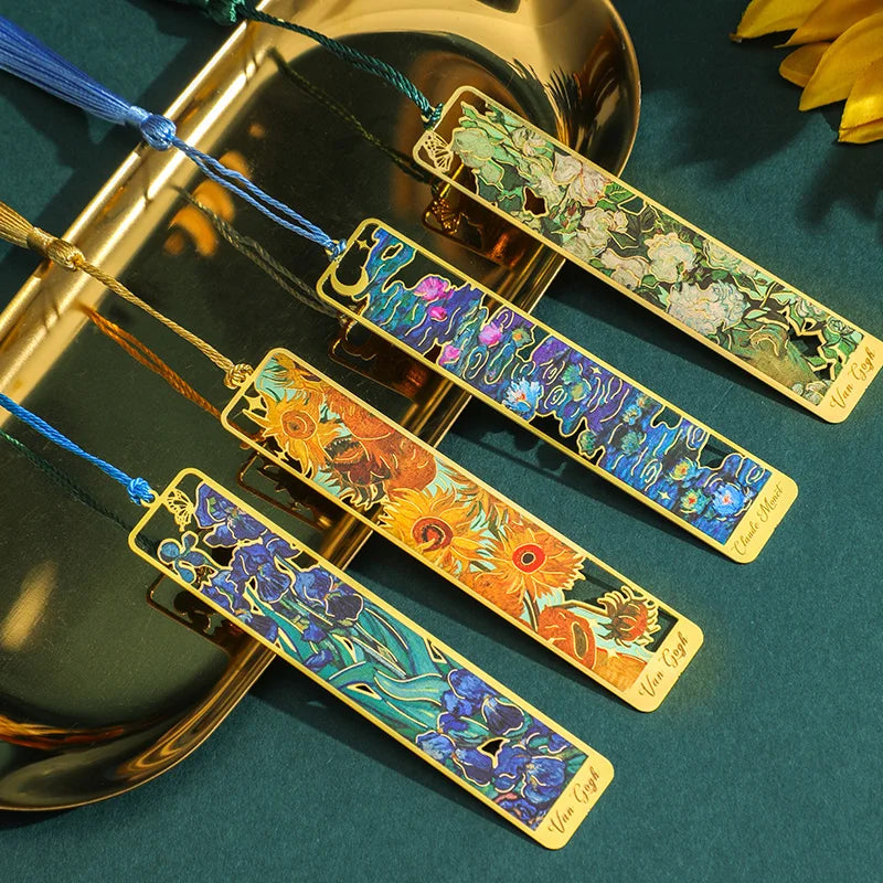 Vintage Art Metal Bookmark — Hollow Bronzing, Tassel Detail