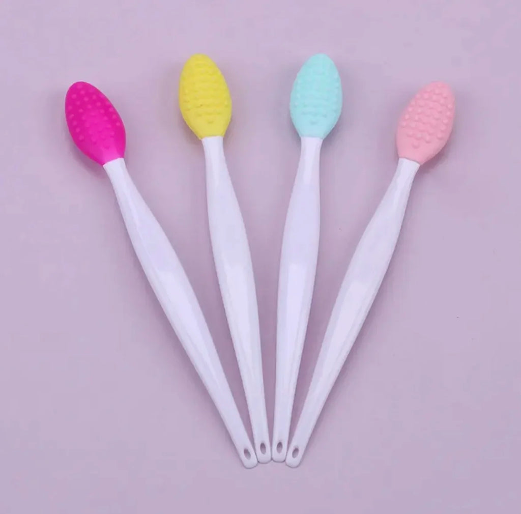 Silicone Face Cleansing Brush — Soft Bristle, Replacement Head Included
