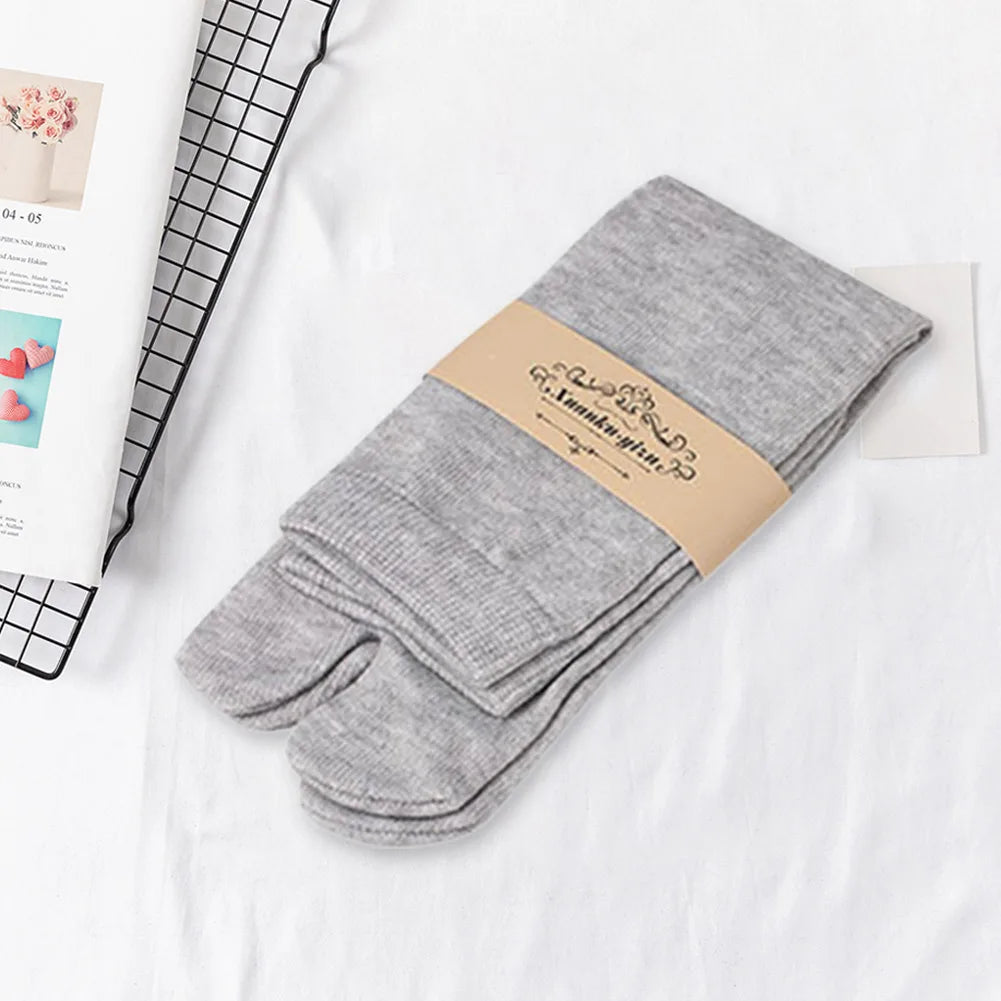 Japanese Split-Toe Socks — Two Finger Style (Unisex)